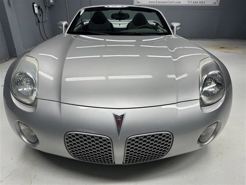 Used 2008 Pontiac Solstice Convertible w/ Preferred Package image 9