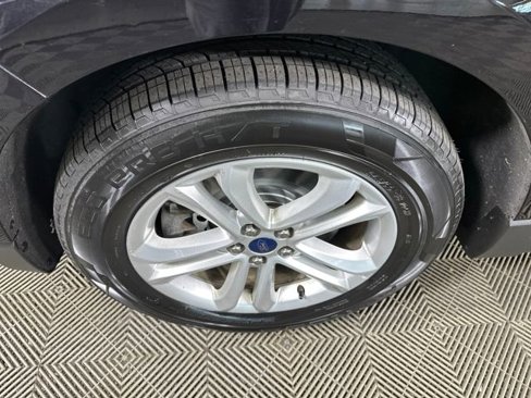 Used 2019 Ford Edge SEL w/ Equipment Group 201A image 10