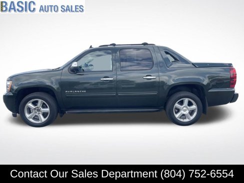 Used 2013 Chevrolet Avalanche LT w/ All-Star Edition image 8