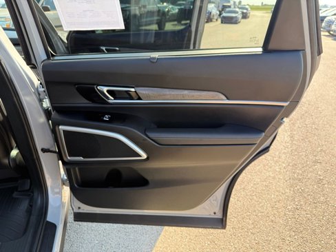 Used 2021 Kia Telluride EX w/ EX Premium Package image 22