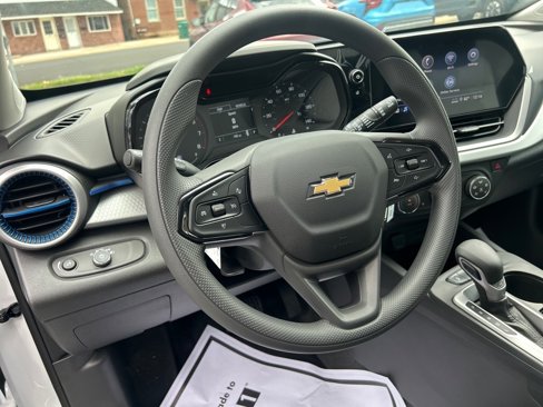 New 2025 Chevrolet Trax LS w/ LS Convenience Package image 6