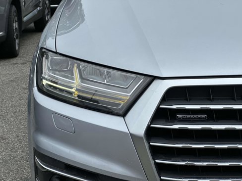 Used 2018 Audi Q7 3.0T Prestige w/ Prestige Package image 7