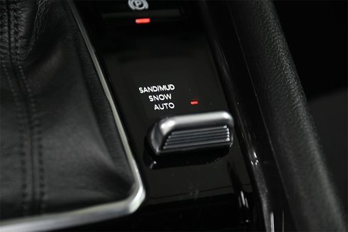 New 2025 Jeep Compass Sport image 16