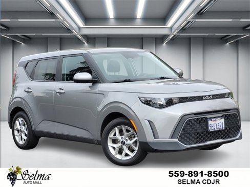 Used 2023 Kia Soul LX w/ Option Group 015 image 1