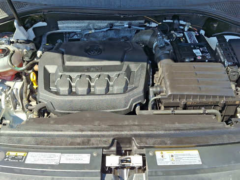 Used 2021 Volkswagen Tiguan SE R-Line image 28
