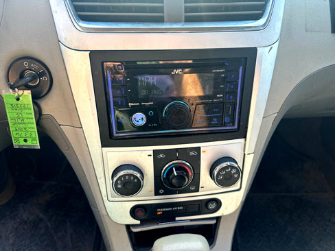 Used 2009 Chevrolet Malibu LS image 13