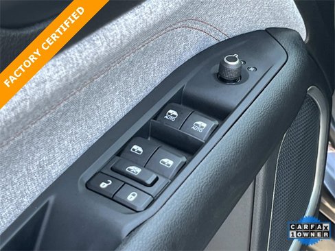 Used 2023 Jeep Compass Latitude image 27