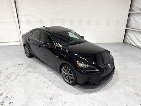 Used 2016 Lexus IS 200t image 9