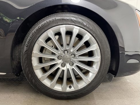 Used 2015 Audi A8 4.0T w/ Premium Package image 9