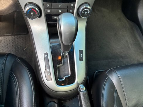 Used 2014 Chevrolet Cruze LT w/ RS Package image 10