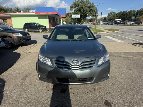 Used 2010 Toyota Camry LE image 4