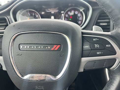 Used 2017 Dodge Challenger GT image 25