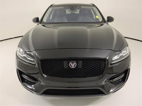 Used 2019 Jaguar F-PACE R-Sport image 8