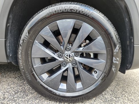 Used 2022 Volkswagen Taos S w/ IQ Drive S Package image 19