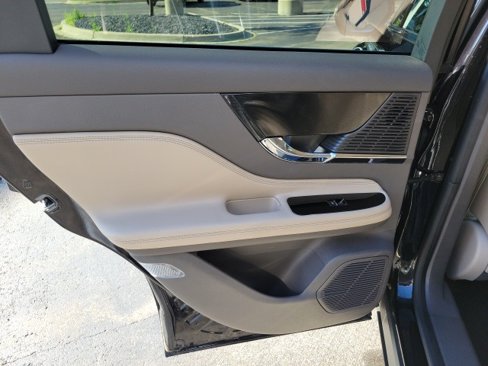 Certified 2022 Lincoln Corsair FWD image 16