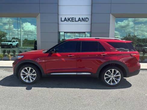 Used 2021 Ford Explorer Platinum w/ Equipment Group 601A image 4