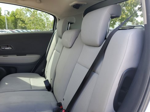 Used 2021 Honda HR-V LX image 17