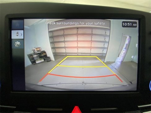 Used 2025 Hyundai Elantra SE image 17