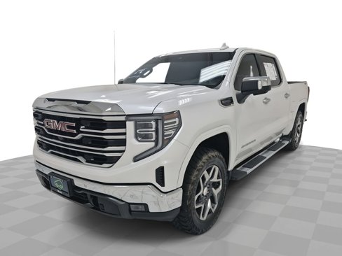 Certified 2022 GMC Sierra 1500 SLT image 1