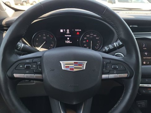 Used 2022 Cadillac XT4 Premium Luxury w/ Technology Package image 29