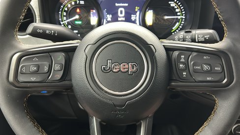 Used 2024 Jeep Wrangler Unlimited w/ Convenience Group image 28