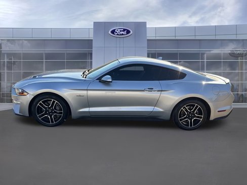 Used 2020 Ford Mustang GT Premium image 2