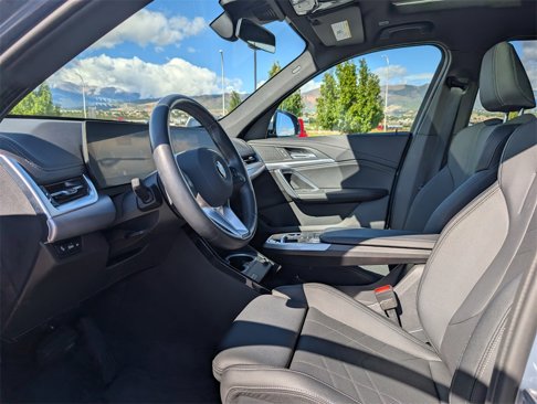 Used 2023 BMW X1 xDrive28i image 10