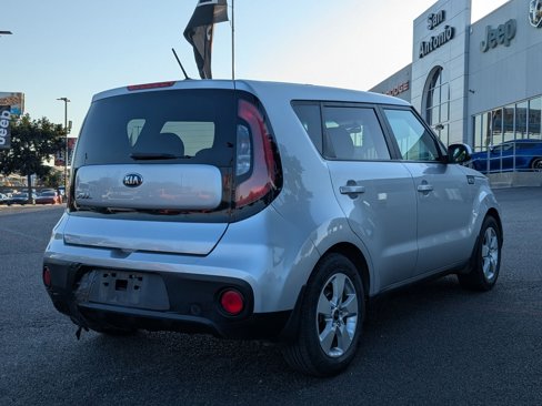 Used 2018 Kia Soul image 7