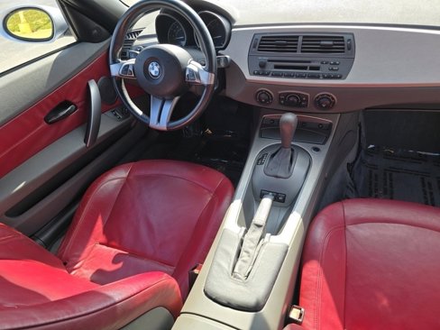 Used 2004 BMW Z4 2.5i image 27