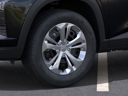 New 2025 Chevrolet Trax LS image 9