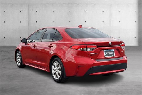 Used 2020 Toyota Corolla LE image 5