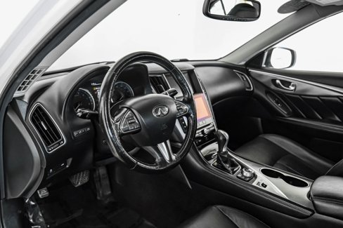 Used 2016 INFINITI Q50 3.0t Premium w/ 3.0T Premium Plus Package image 2