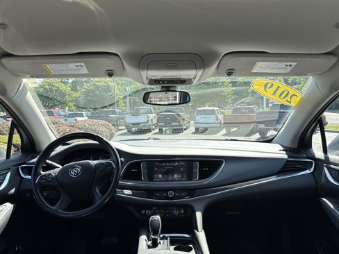Used 2019 Buick Enclave Essence image 12