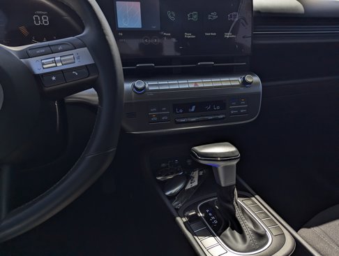 Used 2024 Hyundai Kona SEL image 10