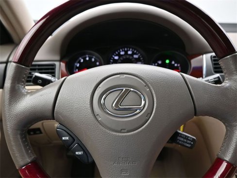 Used 2004 Lexus ES 330 image 28