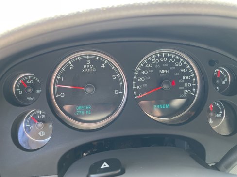 Used 2013 Chevrolet Tahoe LT w/ Texas Edition image 13