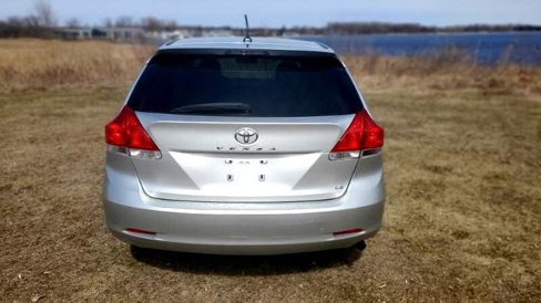 Used 2012 Toyota Venza LE image 9