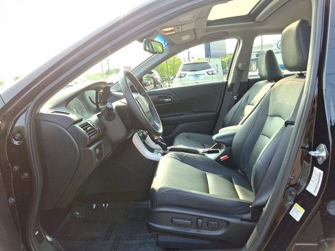 Used 2013 Honda Accord Touring image 12