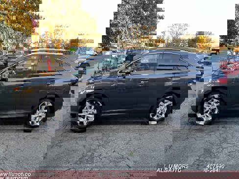 Used 2015 Toyota Venza LE image 6