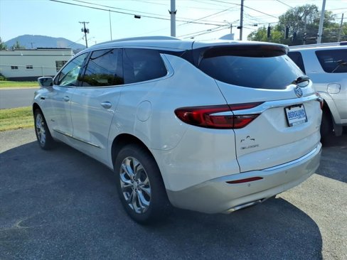 Used 2018 Buick Enclave Avenir w/ Avenir Technology Package image 3