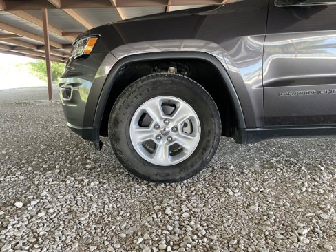 Used 2017 Jeep Grand Cherokee Laredo w/ Quick Order Package 2BE image 41