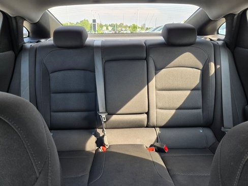 Used 2022 Chevrolet Malibu LT image 13