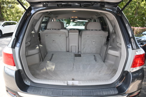 Used 2011 Toyota Highlander SE image 17