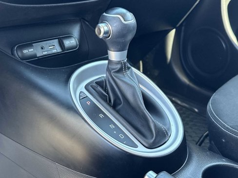 Used 2019 Kia Soul + image 24