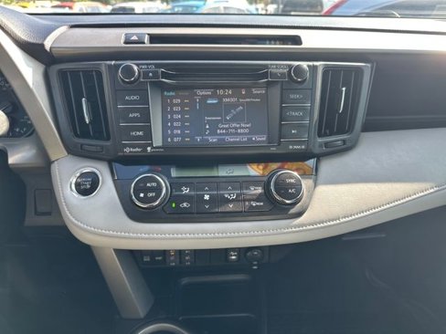 Used 2018 Toyota RAV4 XLE image 22