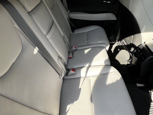 Used 2015 Lexus RX 450h FWD image 40