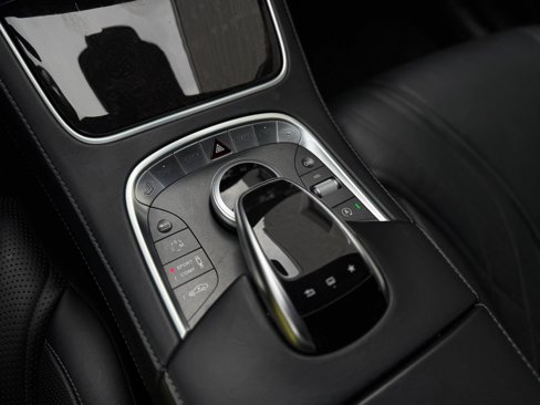 Used 2015 Mercedes-Benz S 63 AMG 4MATIC Sedan image 25