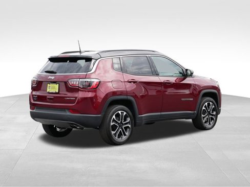 Certified 2022 Jeep Compass Limited image 8