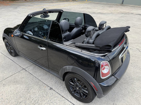 Used 2014 MINI Cooper Convertible image 5