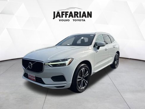 Used 2020 Volvo XC60 T6 Momentum image 7